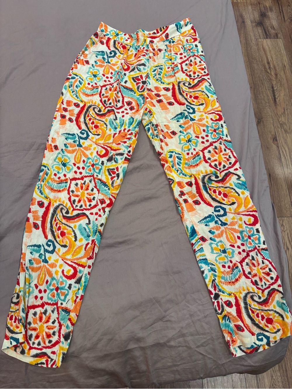 Colorful Floral Paisley Print Lounge Pants